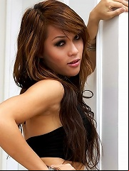 Tiny ladyboy exposes her awesome assets